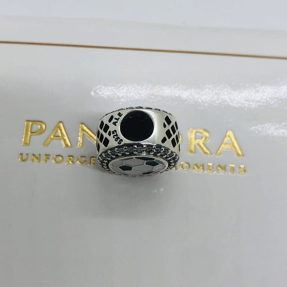 🌞📖Pandora Soccer Charm S925 Silver with box - Picture 4 of 5